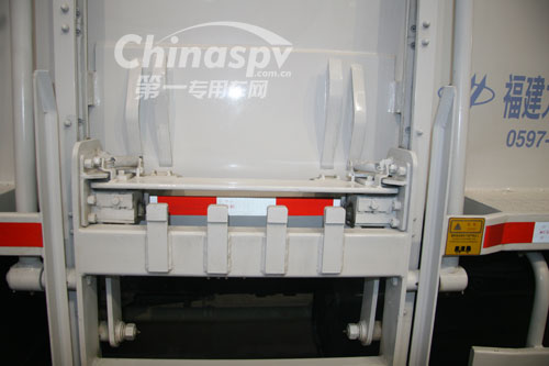 垃圾桶提升系統(tǒng)進行了加固