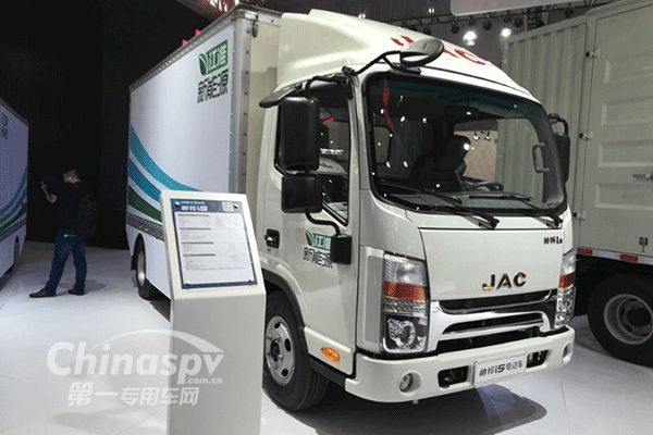 江淮汽車耀勢武漢車展 最強(qiáng)矩陣整裝待發(fā)