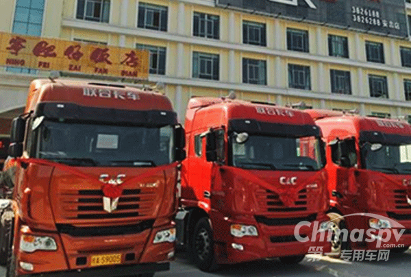 聯(lián)合卡車(chē)南寧簽約40輛攪拌車(chē)訂單