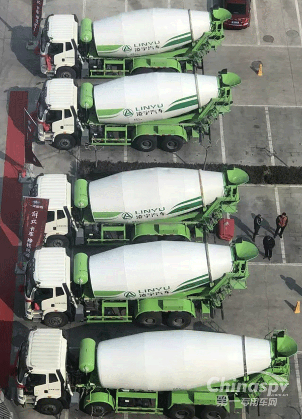 35臺凌宇攪拌車助力雄安新區(qū)建設