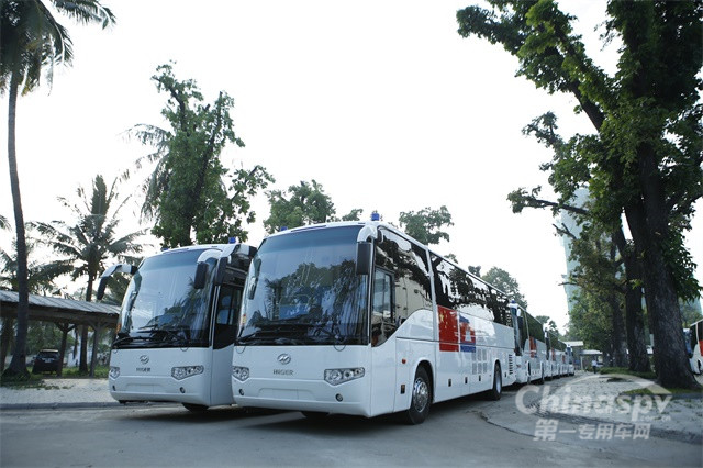 首批20輛海格援柬流動(dòng)診所醫(yī)療車(chē)