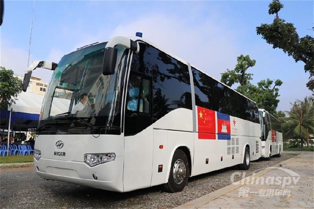 首批20輛海格援柬流動(dòng)診所醫(yī)療車(chē)