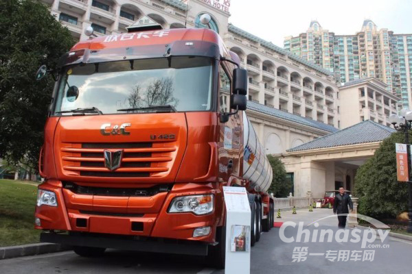聯(lián)合卡車獲“金罐獎·中國化工物流推薦用車”