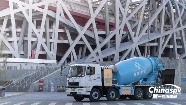 星馬電動(dòng)攪拌車(chē)