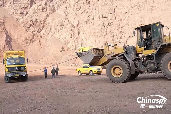 北奔重卡助力內(nèi)蒙古消防、阿拉善電業(yè)局馳援救援一線