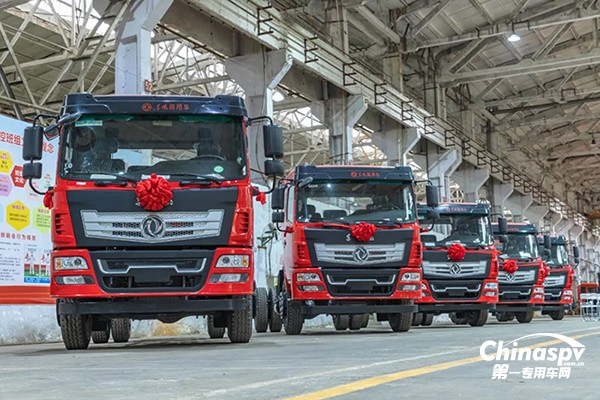 龍擎DDi47東風(fēng)隨專(zhuān)平板運(yùn)輸車(chē)新品上市