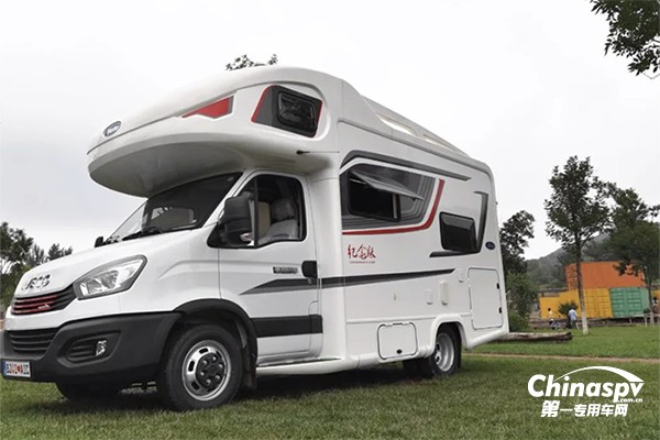 房車震動有彈跳，還晃動？有可能是減震器的問題！