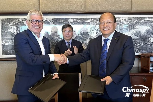 大使見證！徐工與葡萄牙馬蒂弗集團簽訂合作備忘錄