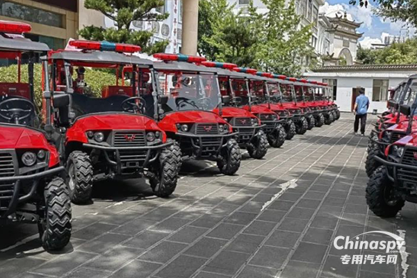 五菱批量全地形越野消防車入滇，共筑安全防火墻