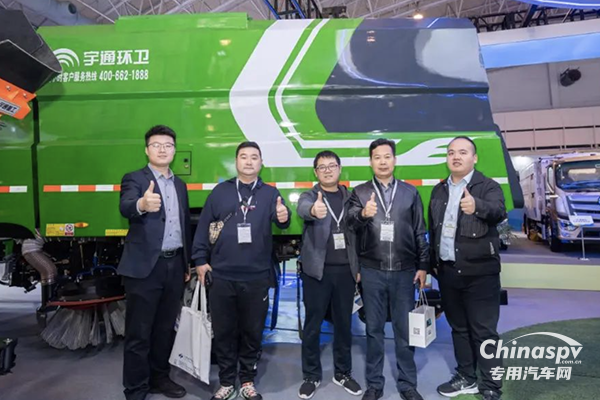  環(huán)衛(wèi)裝備的理想之選！宇通環(huán)衛(wèi)重磅亮相2024中國環(huán)衛(wèi)博覽會