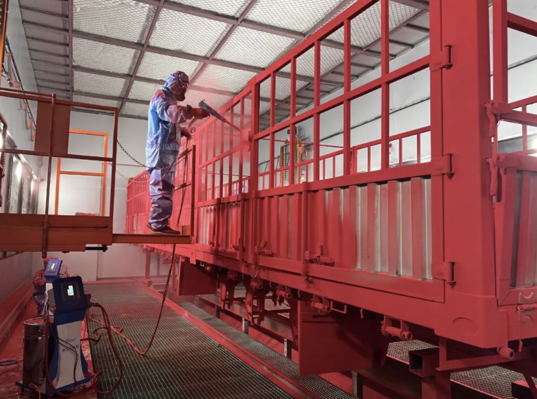 首達引進KTL靜電噴粉線，給掛車打造一身專屬“鎧甲”！