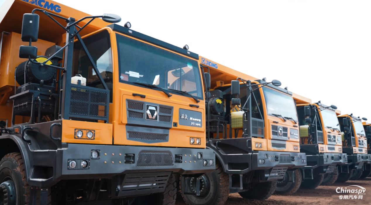 首批交付！20余臺徐工礦卡進(jìn)駐蒙古國大型礦區(qū)