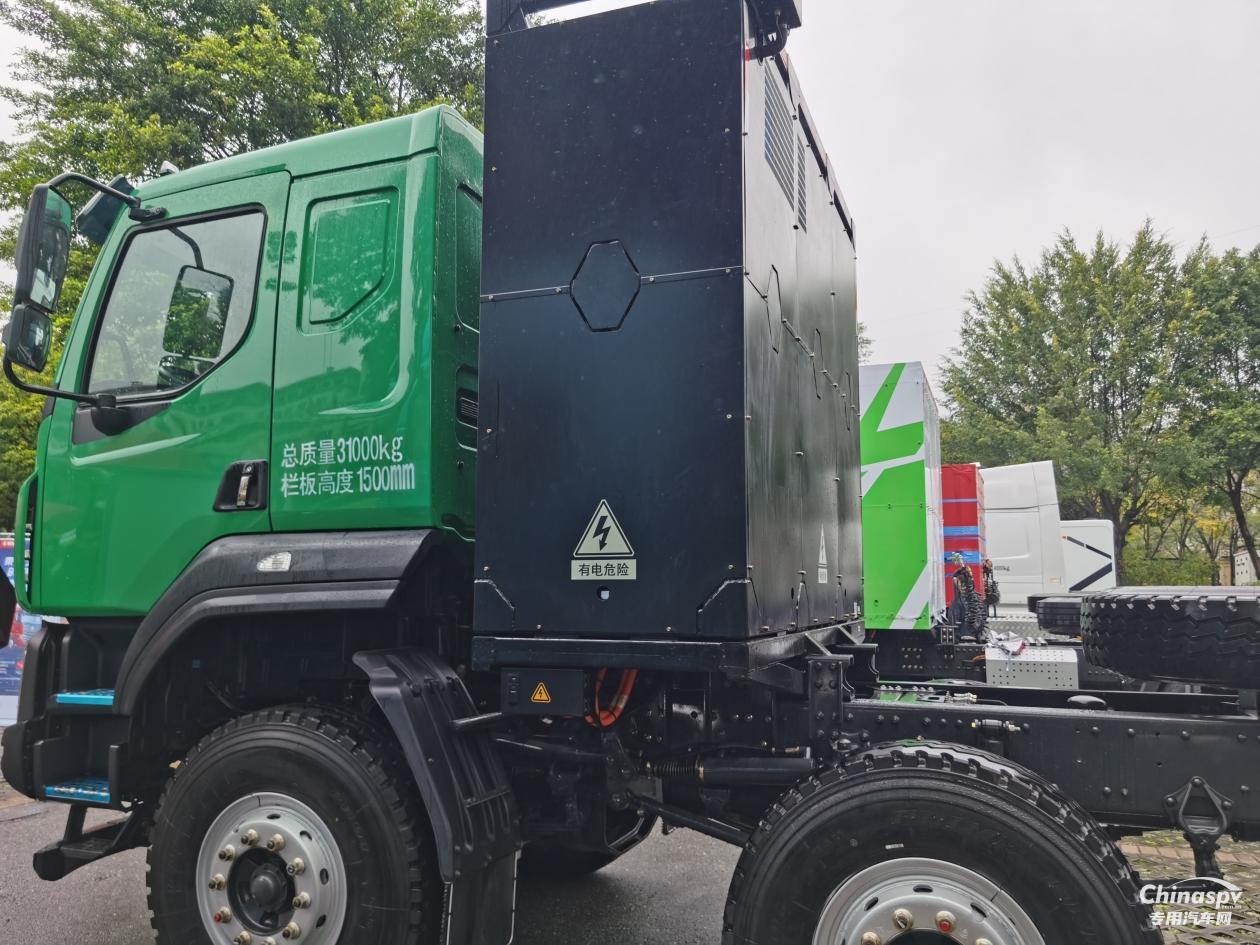 高效 節(jié)能 安全，乘龍H5純充電自卸車(chē)解鎖創(chuàng)富“松弛感”