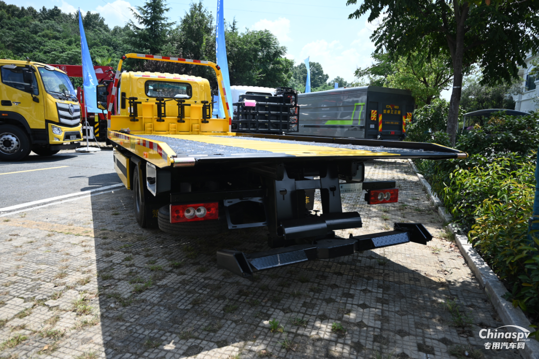 歐馬可為何被稱為“清障一哥”？看看這款車的實(shí)力你就明白了