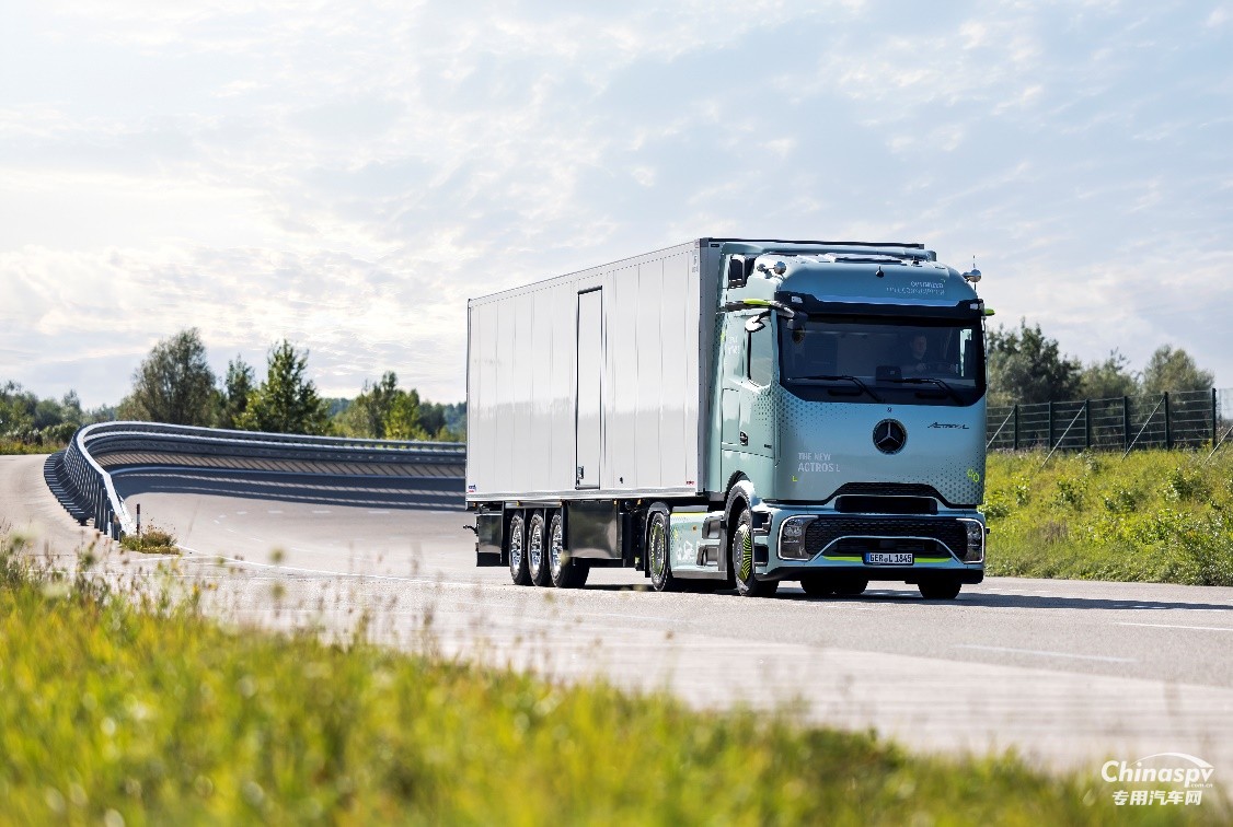戴姆勒IAA2024：聚焦碳中和長途運(yùn)輸，梅賽德斯-奔馳eActros 600純電動卡車預(yù)計11月實現(xiàn)量產(chǎn)