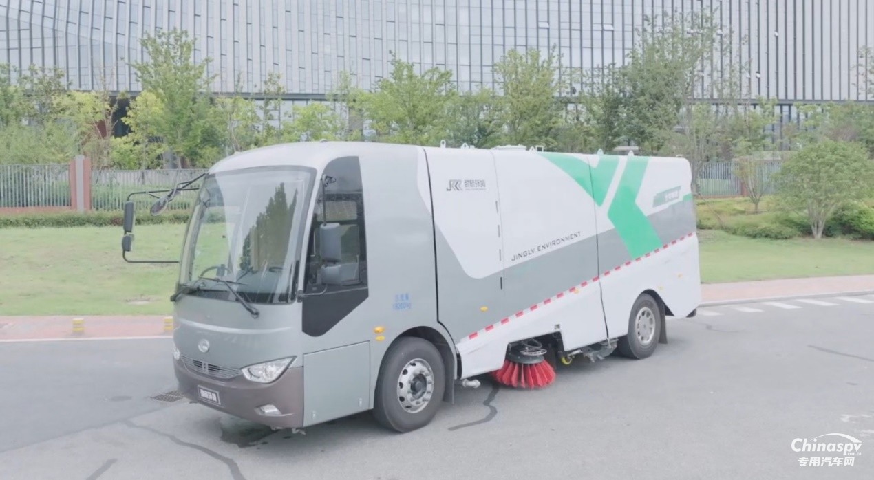 引領(lǐng)行業(yè)新風(fēng)潮，勁旅環(huán)境把洗掃車造成了大巴