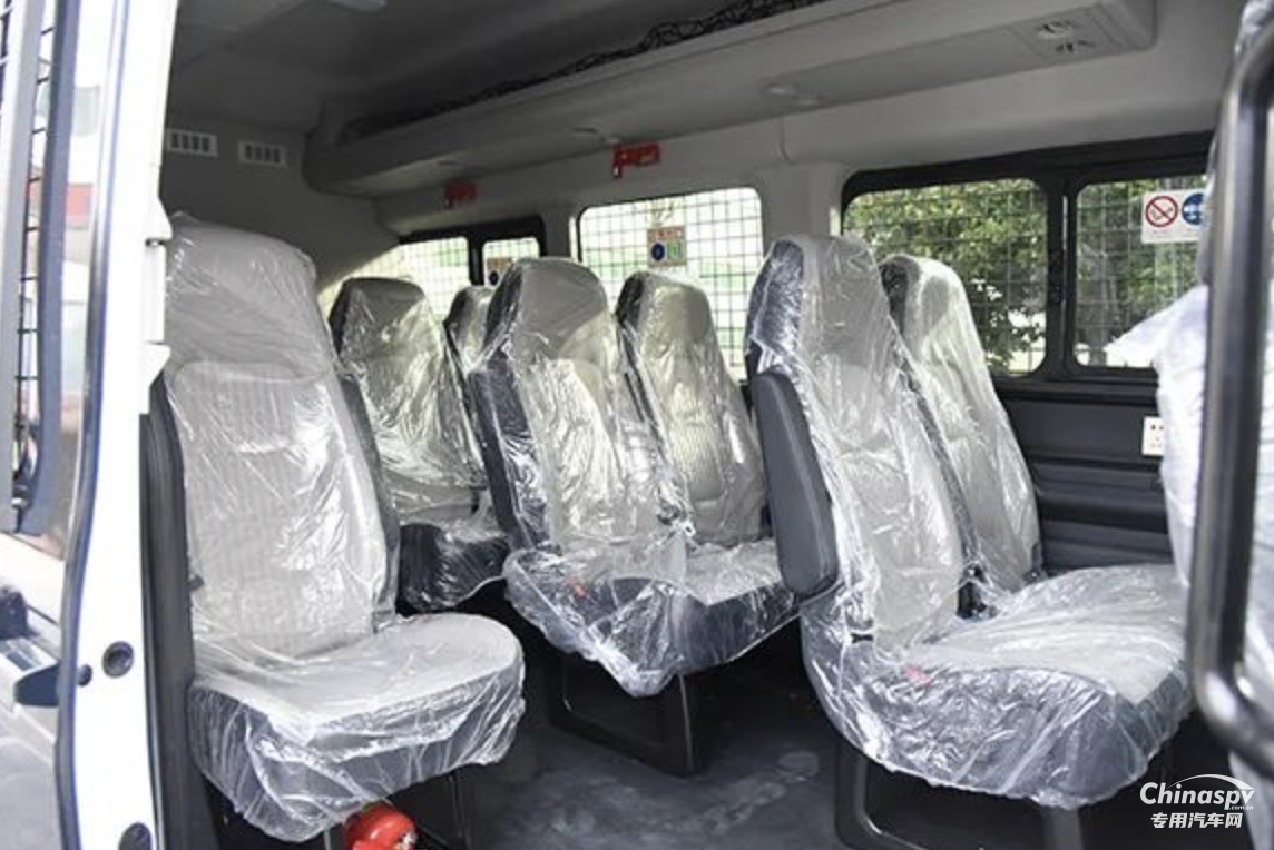 安全維穩(wěn) 快速處置 森源鴻馬防暴運(yùn)兵車(chē)發(fā)往湖南