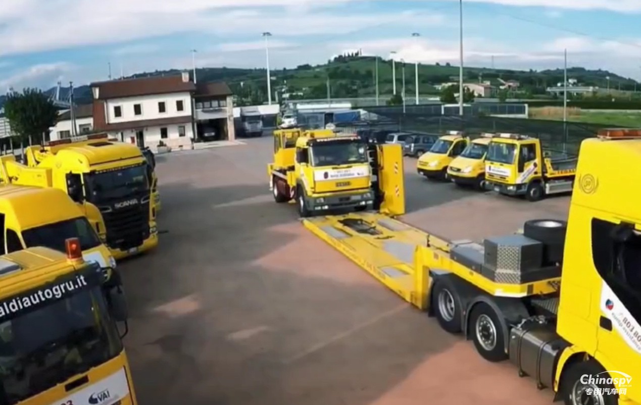 意大利神器！這款大型設(shè)備運(yùn)輸車顛覆傳統(tǒng)
