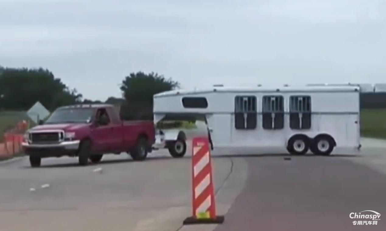 智能橋梁:皮卡SUV也能大展身手