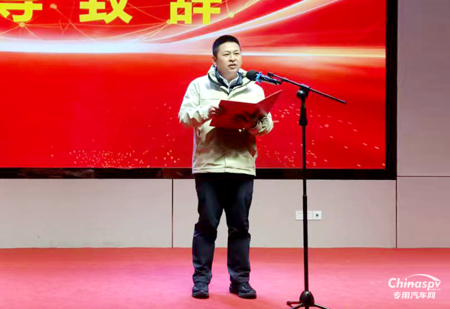 簽單420輛！東風(fēng)天錦系列水車新品耀世啟新