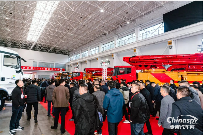 簽約4.2億元！三一泵路事業(yè)部發(fā)布2025款泵送新品