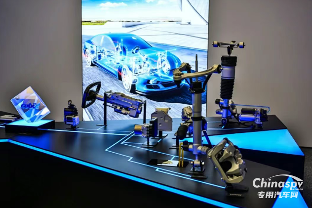 緊跟全球行業(yè)變革浪潮 采埃孚引領汽車底盤技術革新