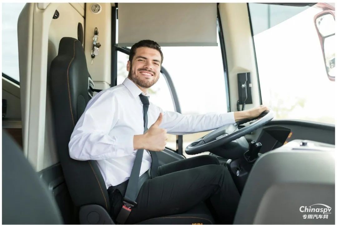 從 “走出去” 到 “走上去”：伊思靈為商用車出海鋪就提質捷徑