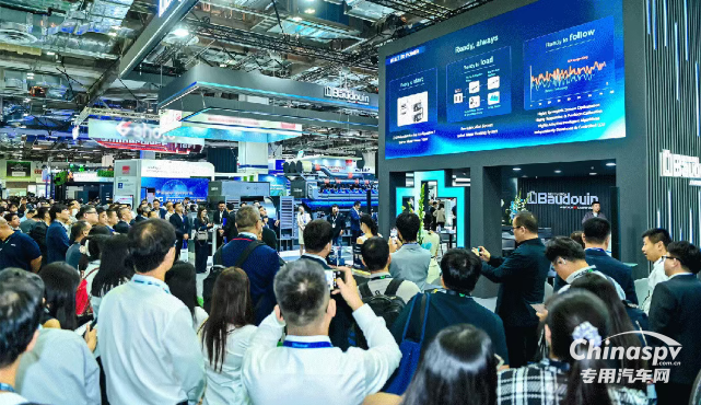 亞洲最大數(shù)據(jù)中心展，濰柴“巨無霸”產(chǎn)品亮相