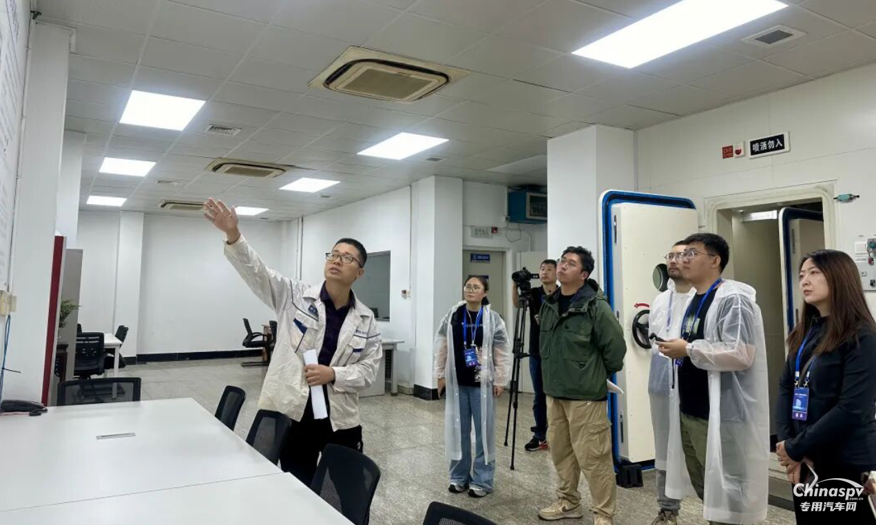 10多家媒體探訪一汽解放無錫研發(fā)基地，體驗(yàn)發(fā)動(dòng)機(jī)“極限試煉”