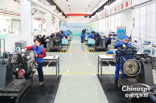 13枚獎牌！濰柴工匠團(tuán)隊(duì)彰顯技能硬實(shí)力