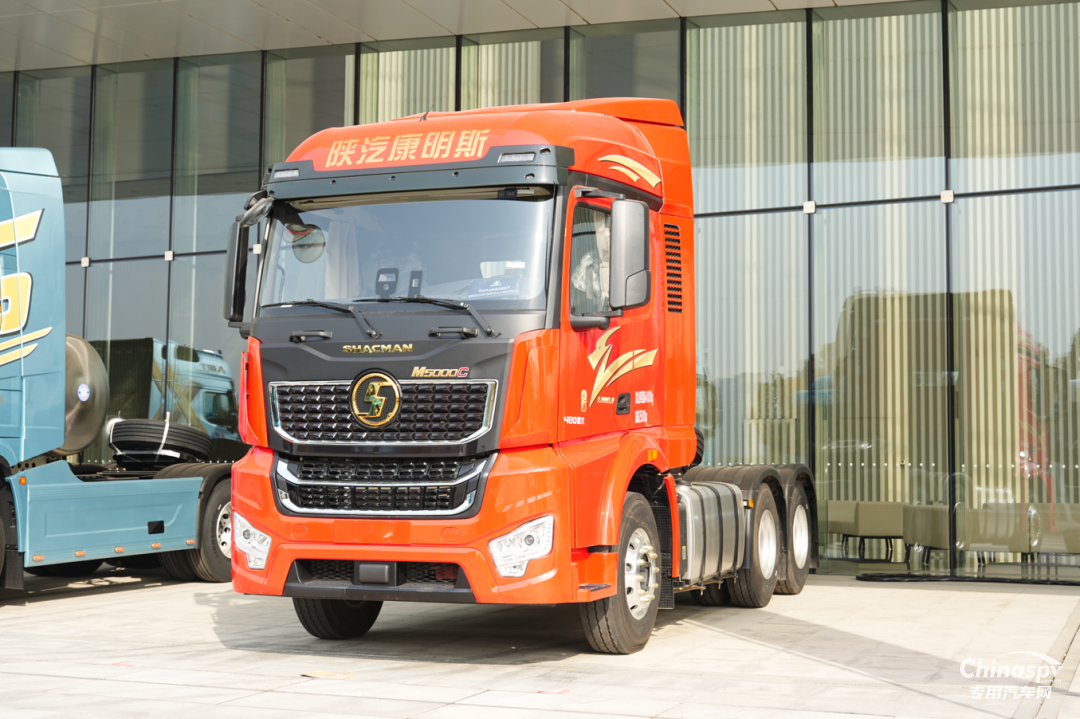 全域深耕 全景突破！西安康明斯閃耀陜汽重卡2026商務(wù)年會(huì)！