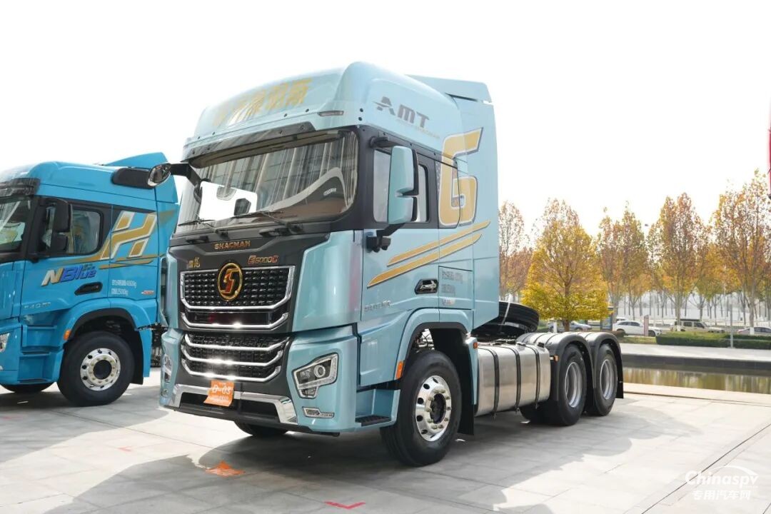 全域深耕 全景突破！西安康明斯閃耀陜汽重卡2026商務(wù)年會(huì)！