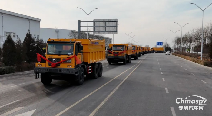 徐工礦卡開門紅 超百臺(tái)奔赴大西北