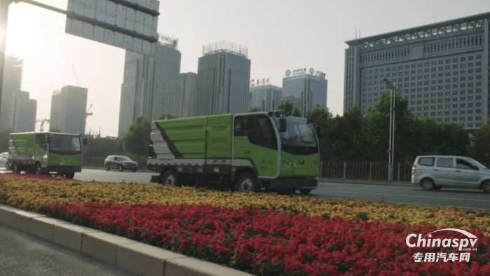 電動先鋒 宇通新能源環(huán)衛(wèi)車為“泉城”添綠意