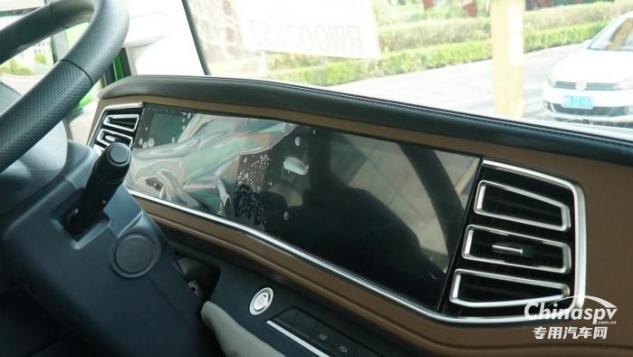 多拉多賺又合規(guī)，瑞沃大金剛ES5 Pro成工程用車新標(biāo)桿