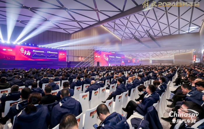 一汽解放總經(jīng)理、黨委副書記李勝：優(yōu)化專用車產(chǎn)品布局 應(yīng)對未來市場競爭