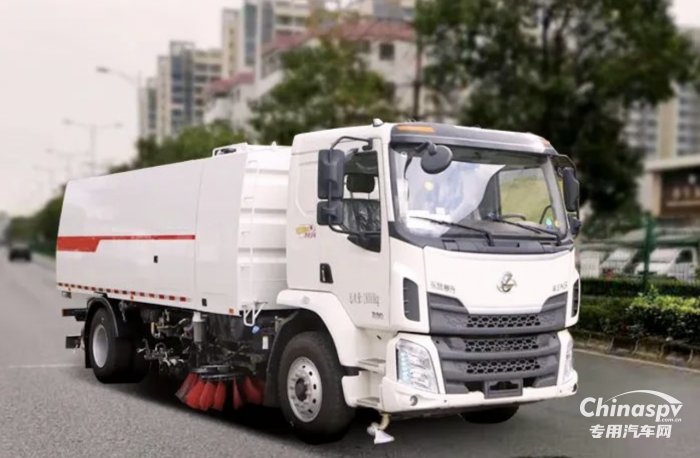 乘龍M3 4X2洗掃車，許你美好“衛(wèi)”來