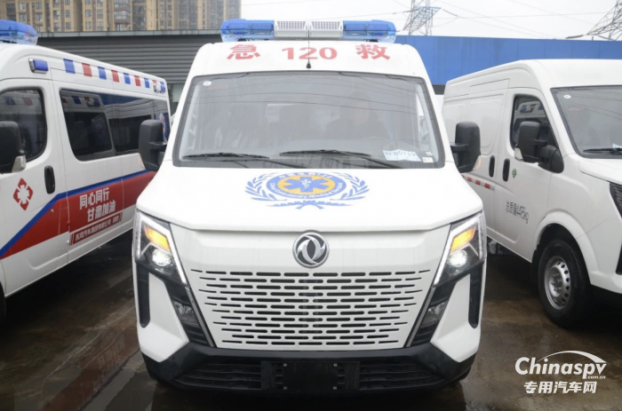 同心同行 東風(fēng)御風(fēng)救護(hù)車援助甘肅、青海地震災(zāi)區(qū)