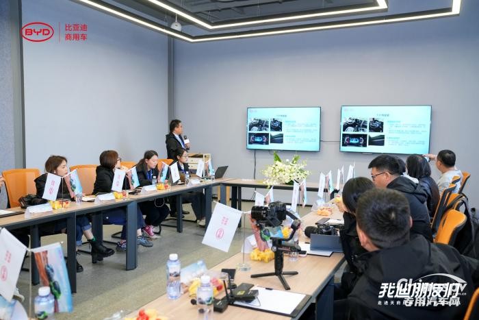 攜手共建綠色天府 超300臺(tái)比亞迪純電動(dòng)專用車投運(yùn)四川路橋